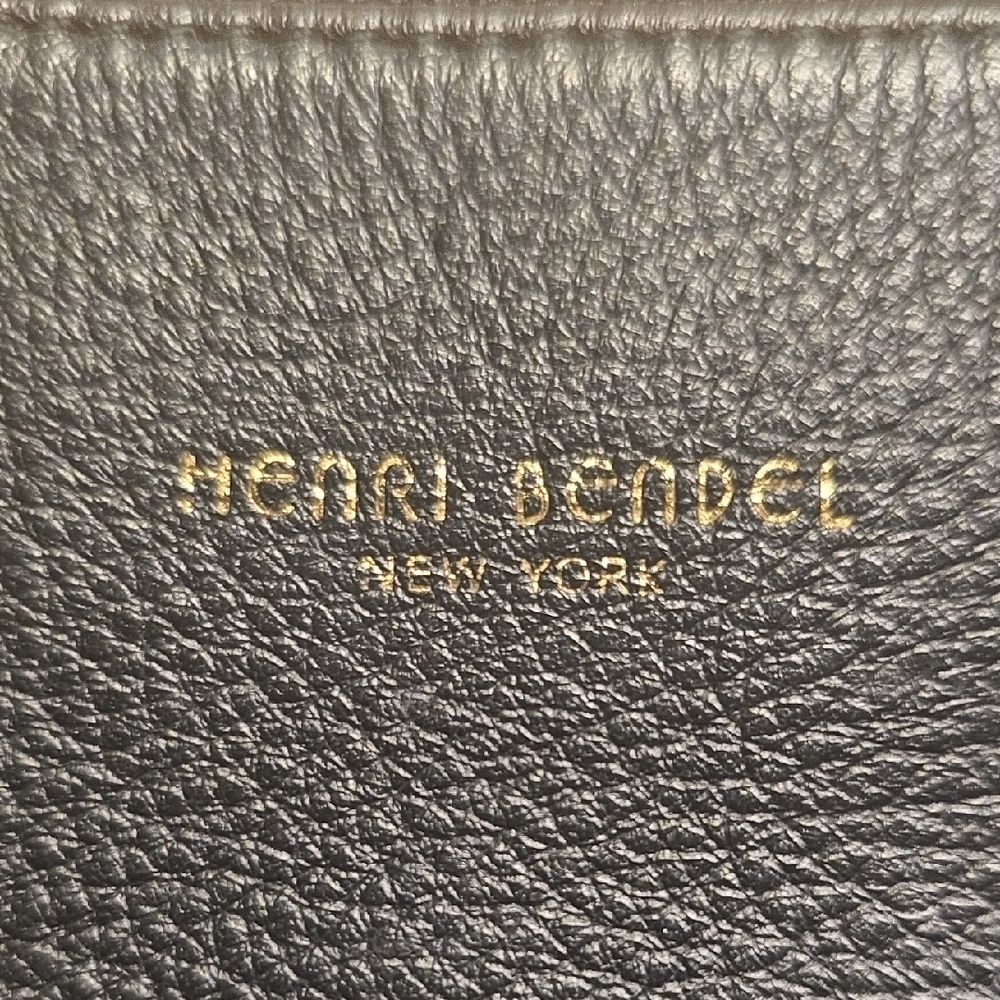 Henri Bendel Black Leather Crossbody Bag with Gold Chain - Picture 9 of 12